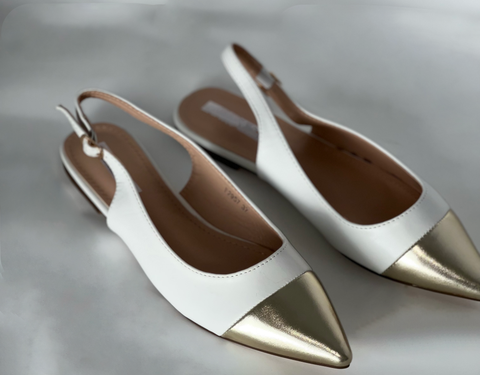Jennifer White/Gold shoes pumps