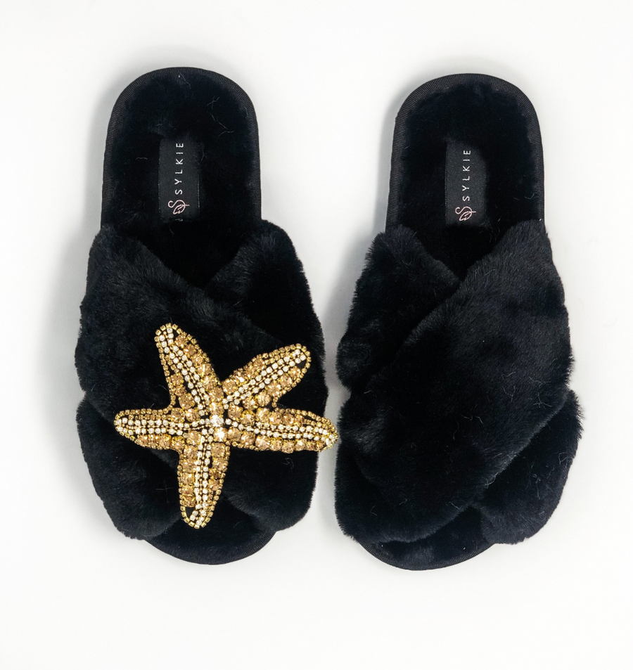 Slipper with brooch